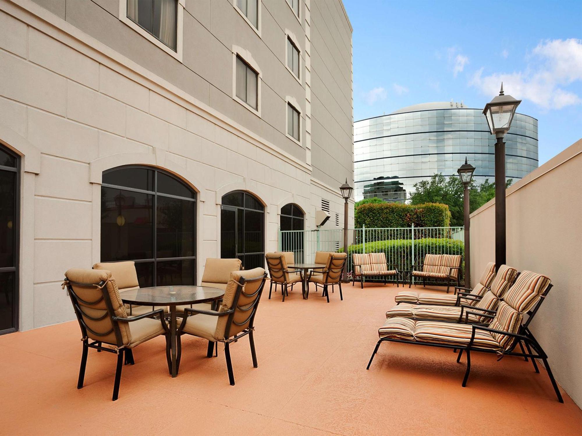 Embassy Suites By Hilton Dallas Near The Galleria Exterior foto